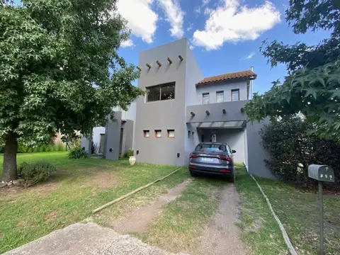 Casa en Alquiler en Pilar del Este - Los Jazmines, Countries y Barrios Cerrados en Pilar