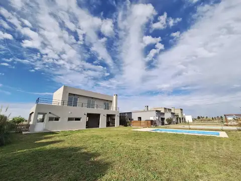 Casa en Alquiler en San Sebastian, Countries y Barrios Cerrados en Escobar