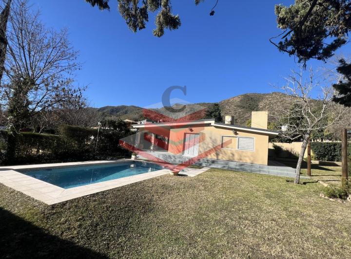 Casa · 39m² · 2 Dormitorios · 1 Cochera