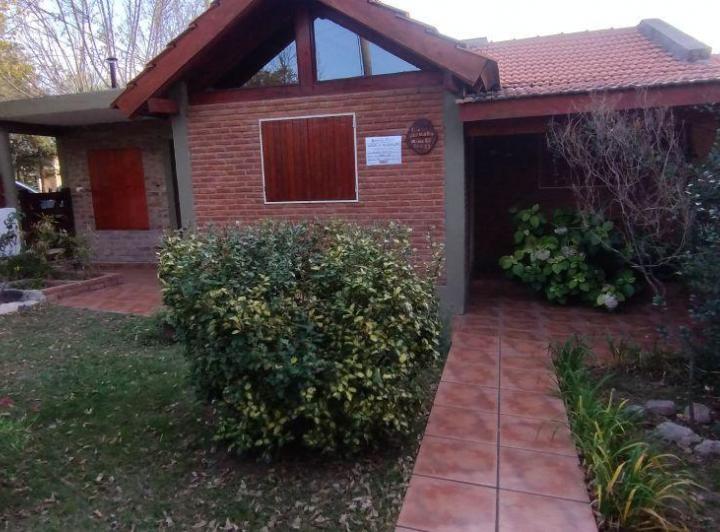 Casa · 110m² · 6 Ambientes · 1 Cochera