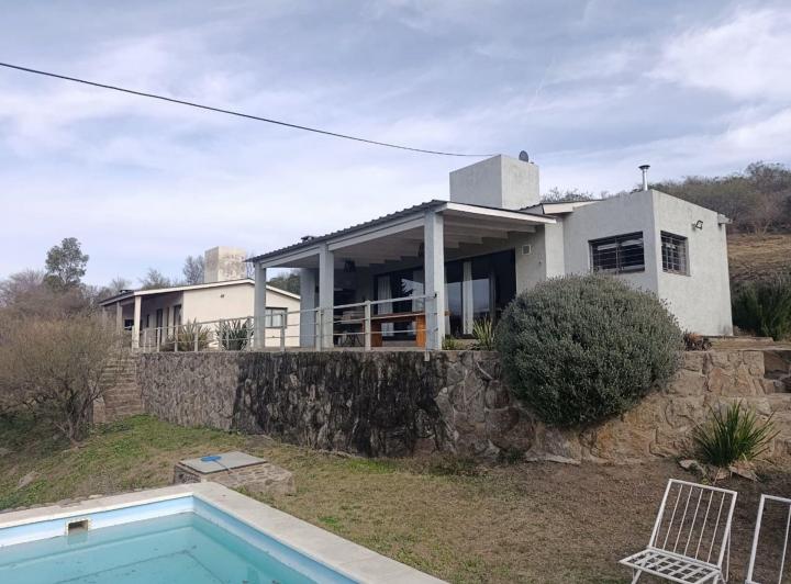 Casa · 180m² · 3 Ambientes