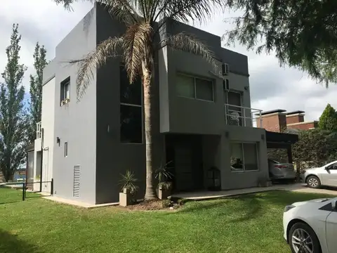 Casa en Alquiler en El Lauquen, Countries y Barrios Cerrados en Esteban Echeverria