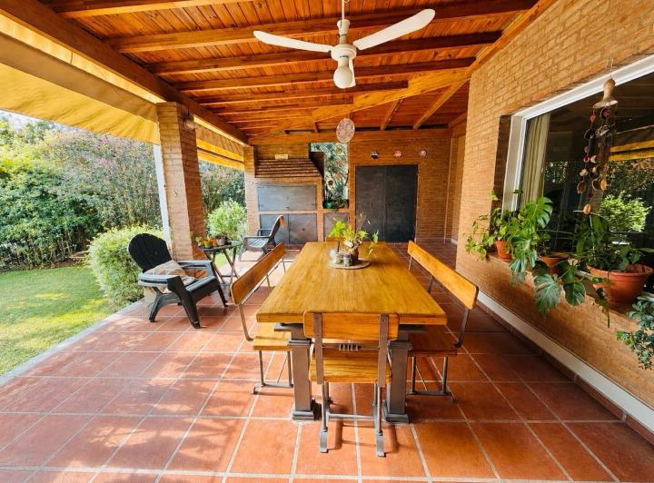 Casa · 267m² · 3 Ambientes · 2 Cocheras