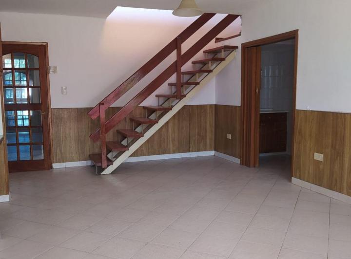 Casa · 1m² · 1 Ambiente · 1 Cochera