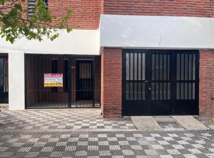 Casa · 250m² · 3 Dormitorios · 1 Cochera