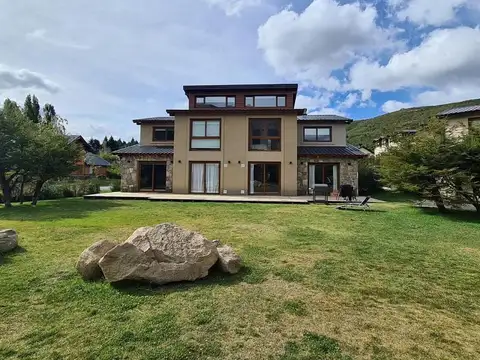 Departamento en Venta en Villa Cerro Catedral, Bariloche