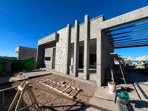 Casa en Venta en Mayor Drummond, Luján de Cuyo