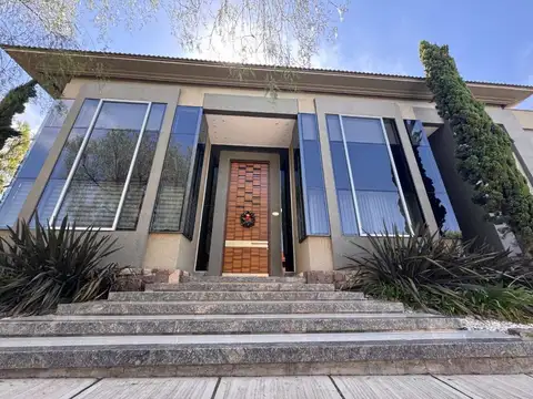 Casa en Venta en Mendoza, Capital