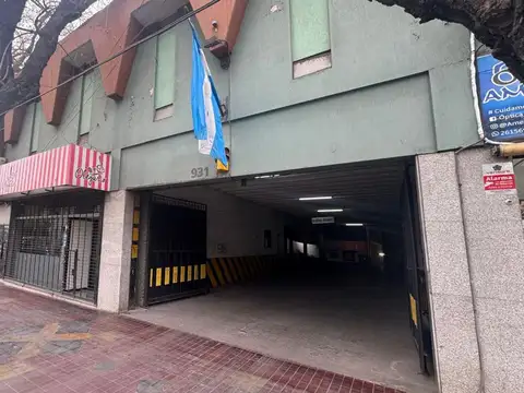 Cochera en Venta en Mendoza, Capital