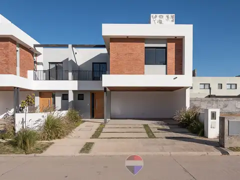 Casa en Venta en Countries y Barrios Cerrados en Córdoba Capital, Capital