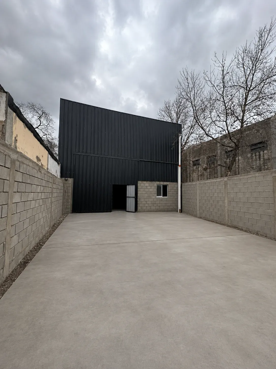 ALQUILER GALPON DE 320 MT VILLA ADELA, CORDOBA