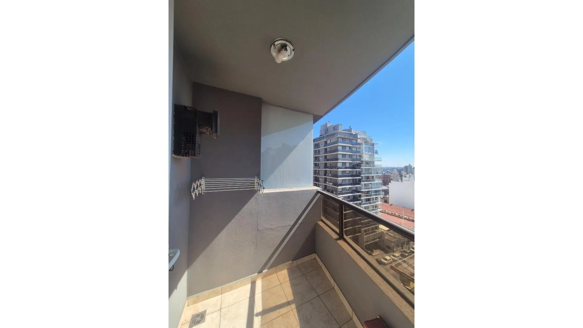 DEPTO EN ALQUILER 1 DORM. BV. SAN JUAN AL 800