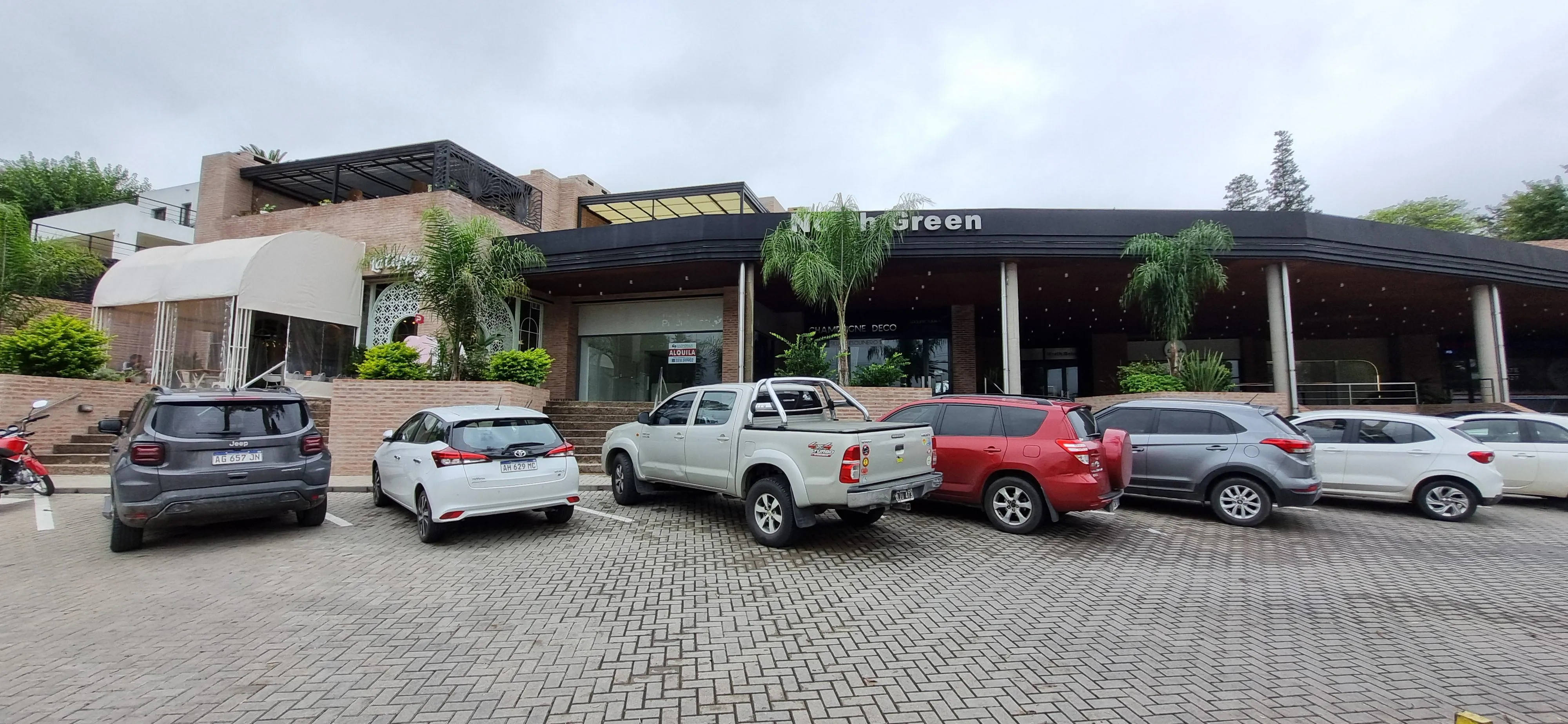 Local  comercial en Alquiler North Green Villa Allende