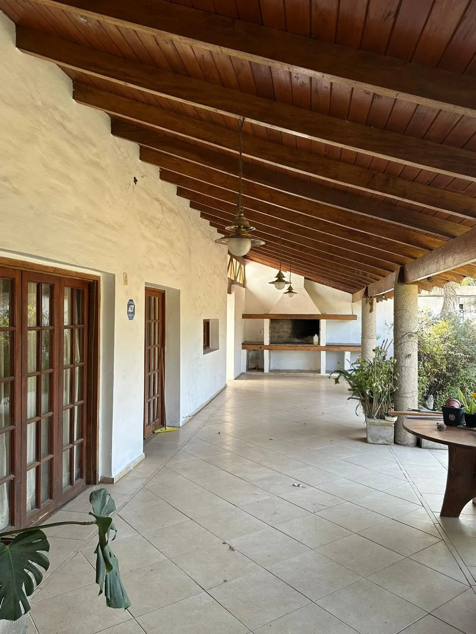 Casa de 3 dormitorios quincho y pileta APTO BANCOR
