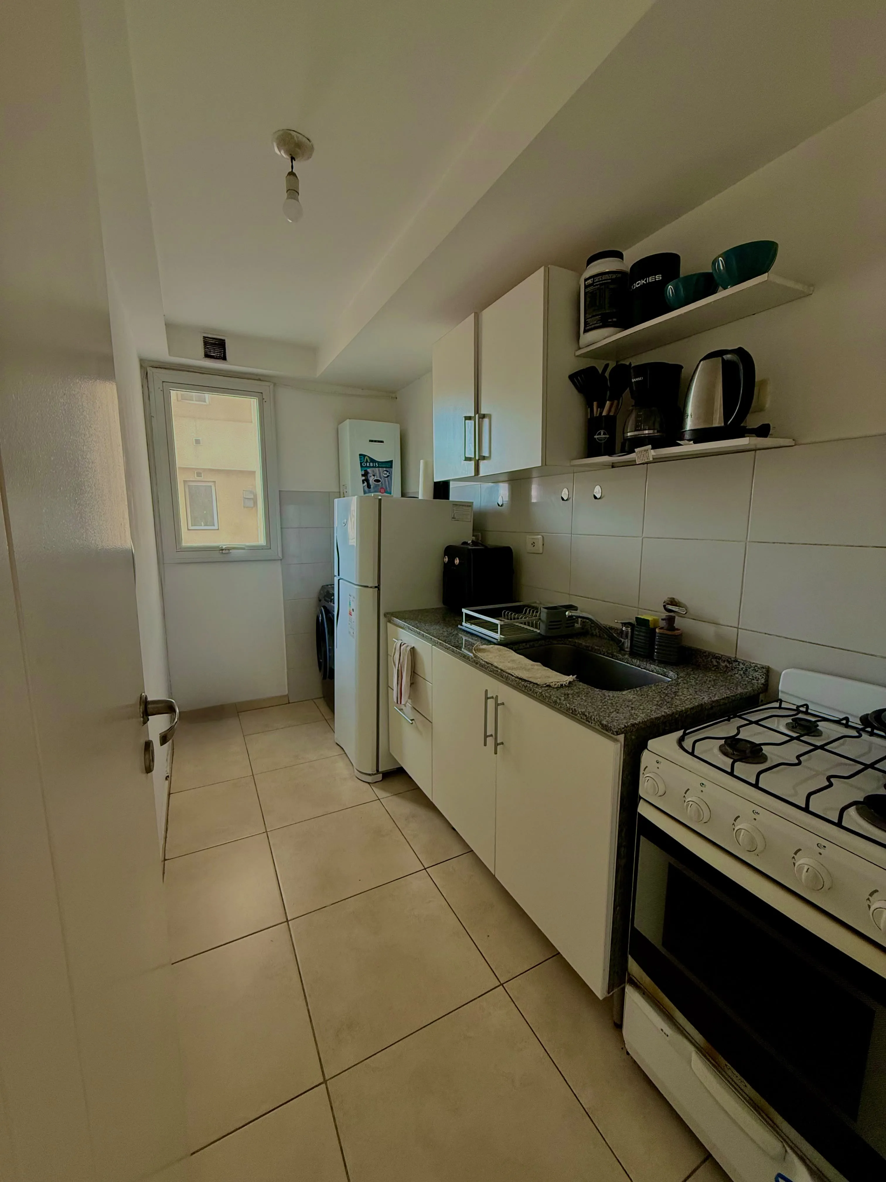 Colon 1420, Hermoso dpto Con Balcon - Edif con seguridad