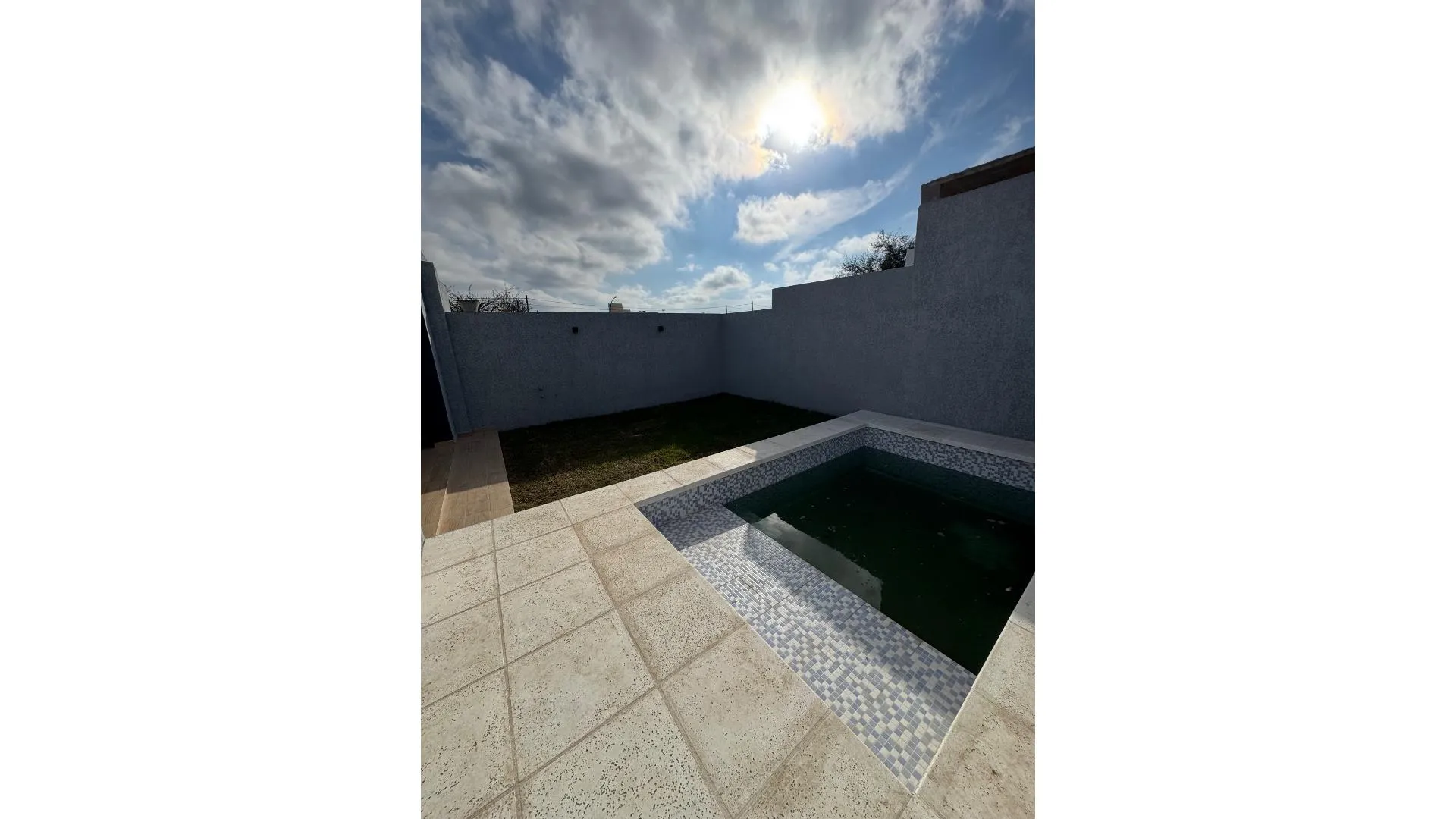 ALQUILO DUPLEX B NORTE VILLA ALLENDE, 2 DORM, 2 B, PISCINA