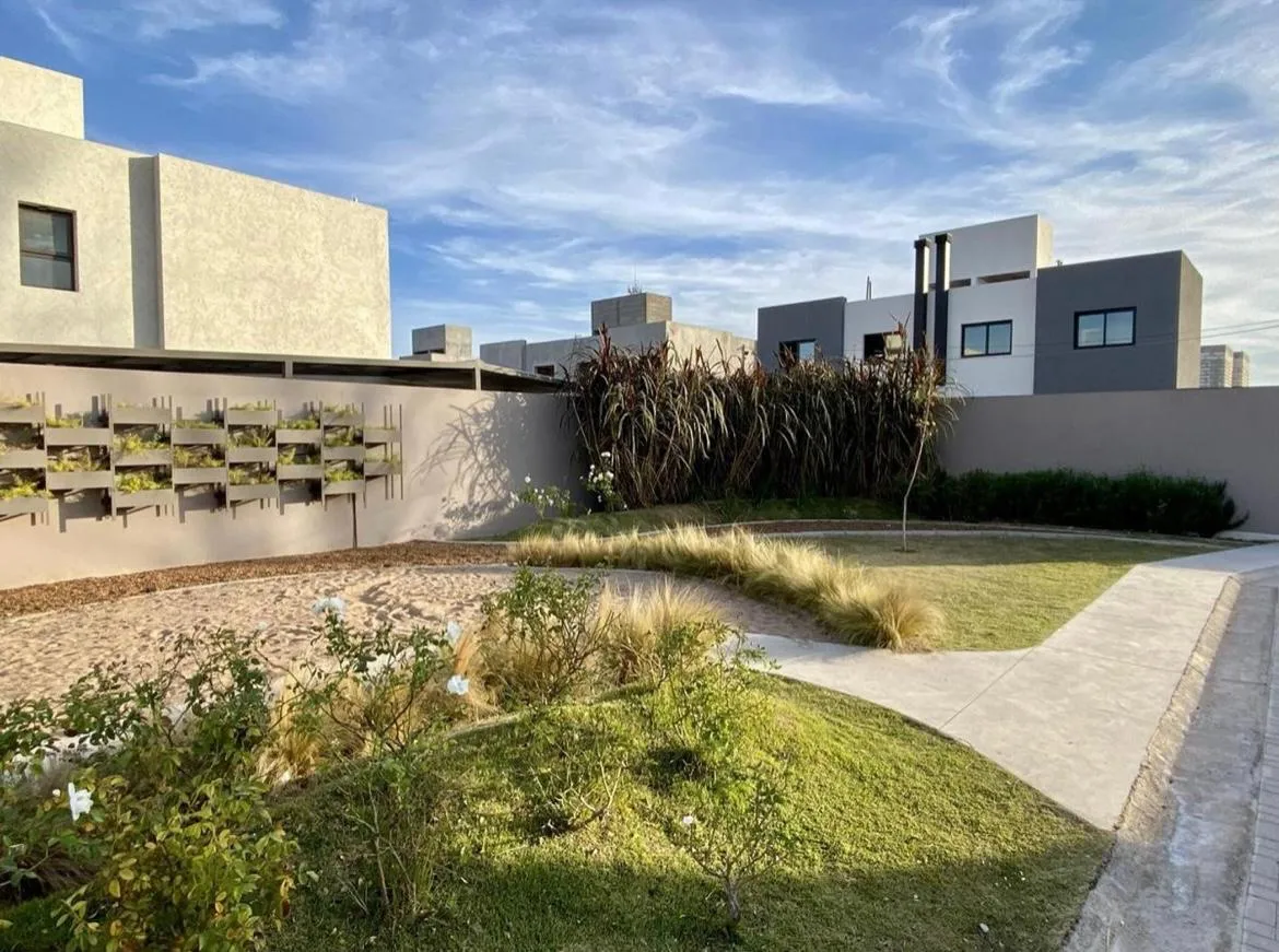 DUPLEX 3 DORM ZONA TEJAS 2 HOUSING INTROVA!