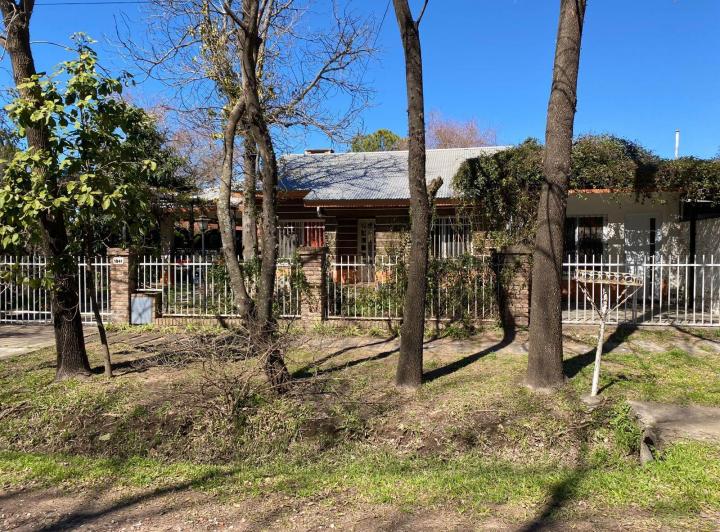 Casa · 136m² · 5 Ambientes · 1 Cochera