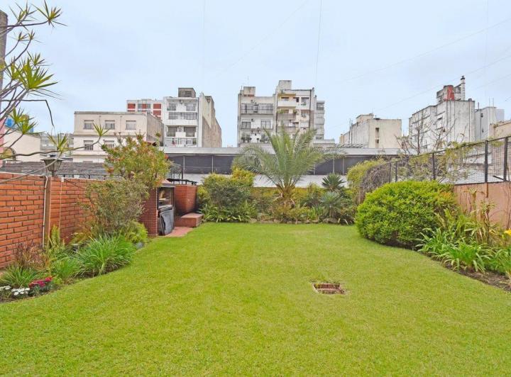 Departamento · 128m² · 5 Ambientes · 1 Cochera