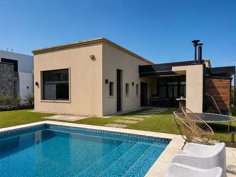 Casa en Alquiler en Puertos, Countries y Barrios Cerrados en Escobar