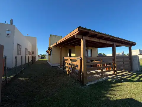 Casa en Venta en Mar del Sud, Partido de General Alvarado