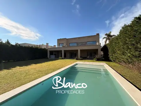 Casa en Venta en La Lomada De Pilar, Countries y Barrios Cerrados en Pilar