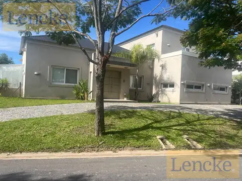 Casa en Venta en Albanueva, Countries y Barrios Cerrados en Tigre