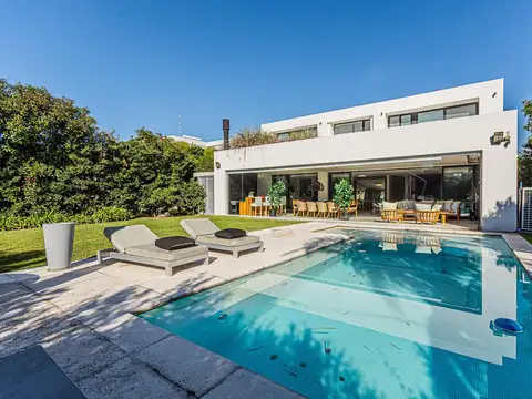 Casa en Venta en La Lomada De Pilar, Countries y Barrios Cerrados en Pilar