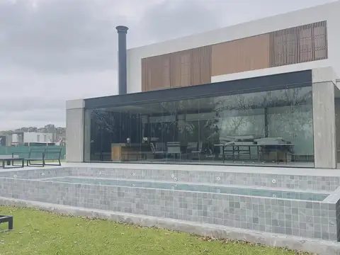 Casa en Venta en Grand Bell, Countries y Barrios Cerrados en la Plata