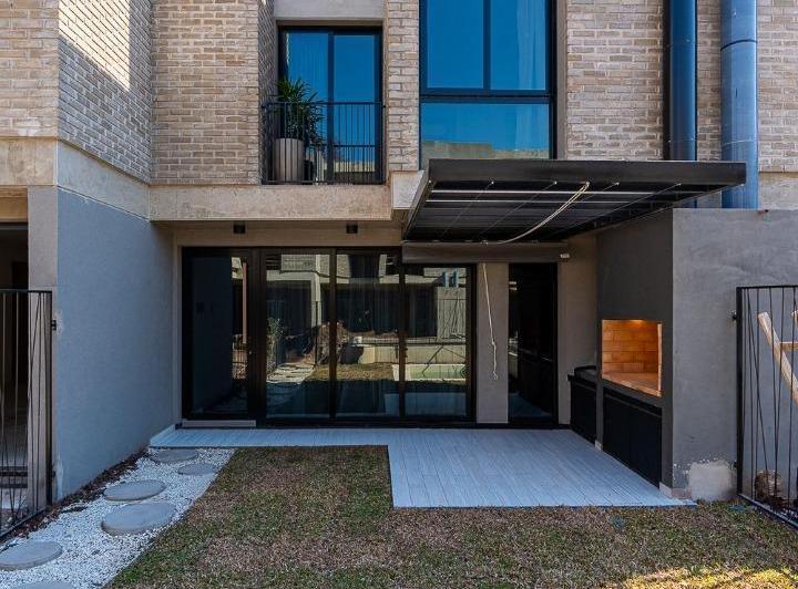 Casa · 131m² · 5 Ambientes
