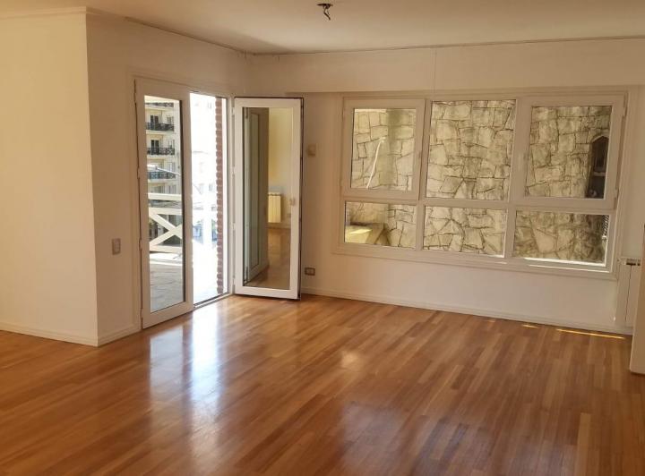 Departamento · 150m² · 4 Ambientes · 1 Cochera