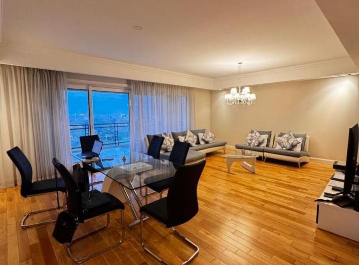 Departamento · 180m² · 4 Ambientes · 2 Cocheras
