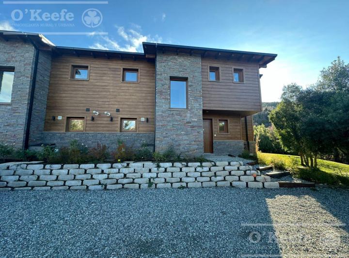 Casa · 123m² · 4 Ambientes · 1 Cochera