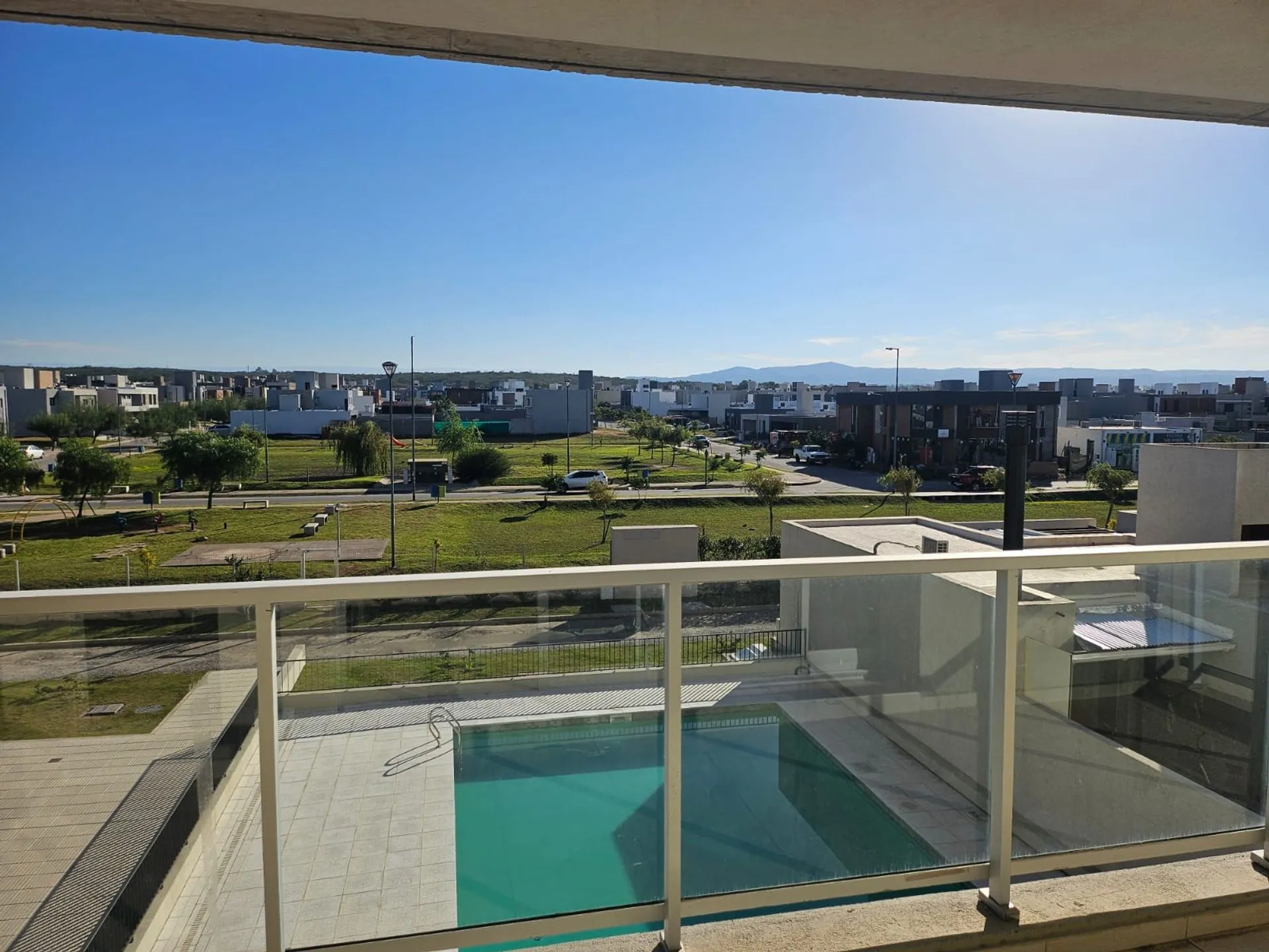DEPARTAMENTO HOUSING DEL BOULEVARD DOCTA CORDOBA 2 DORMI AMENITIES COCHERA BALCON VISTA A LAS SIERRAS VENTA