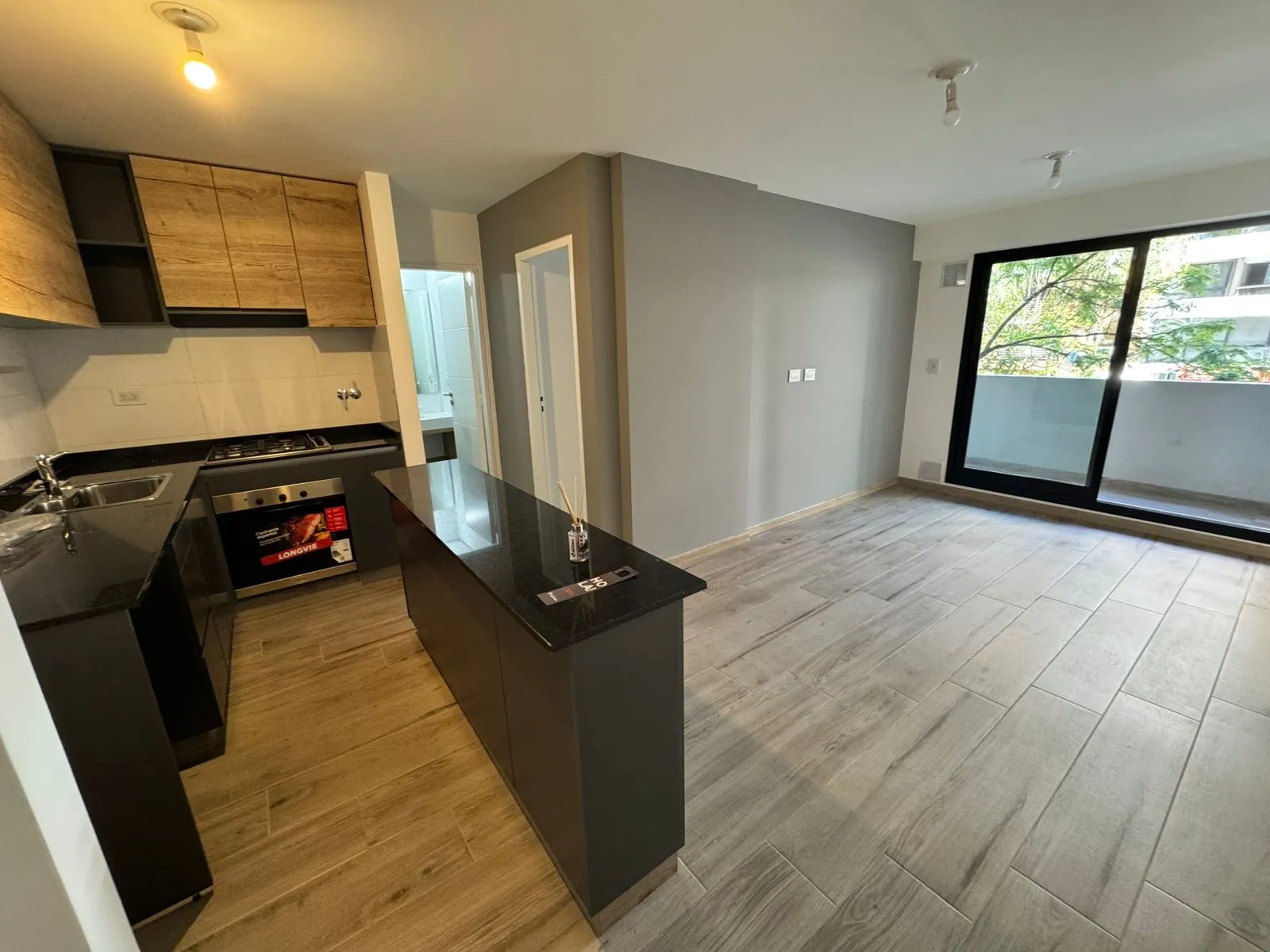 BETANIA RONDEAU: 1 Dormitorio- Amenities- Cochera Opcional