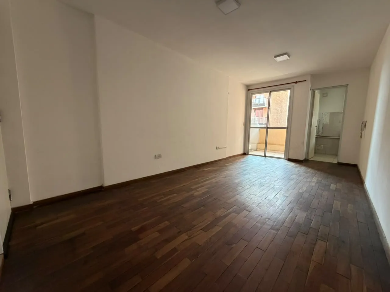 Vendo Departamento 1 Dormitorio con Doble Balcón - Centro - a m de Nueva Córdoba y La Terminal