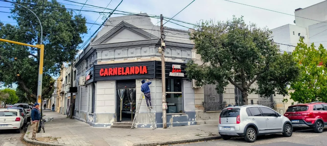 ESQUINA CON RENTA Y POTENCIAL CONSTRUCTIVO | B° PUEYRREDÓN