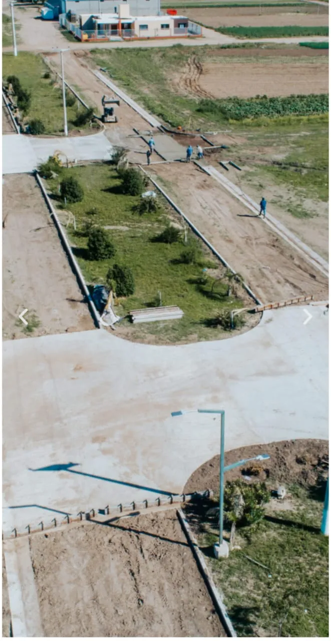 VENDO LOTE EN VILLA RESIDENCIAL PARQUE DEL XANAES