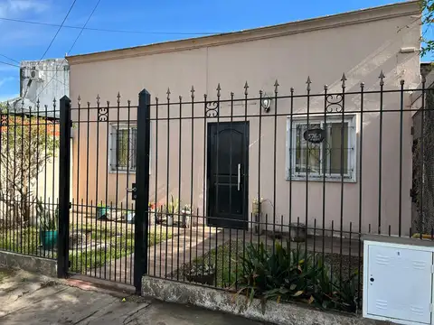 Casa en Venta en Castelar Sur, Castelar
