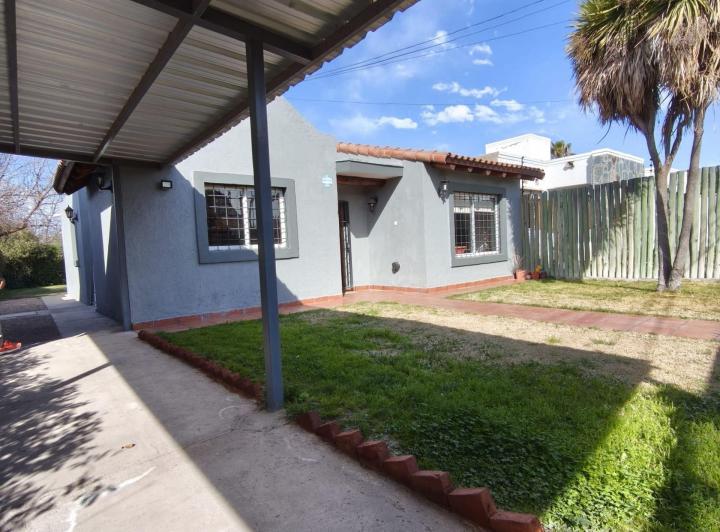 Casa · 130m² · 5 Ambientes · 2 Cocheras