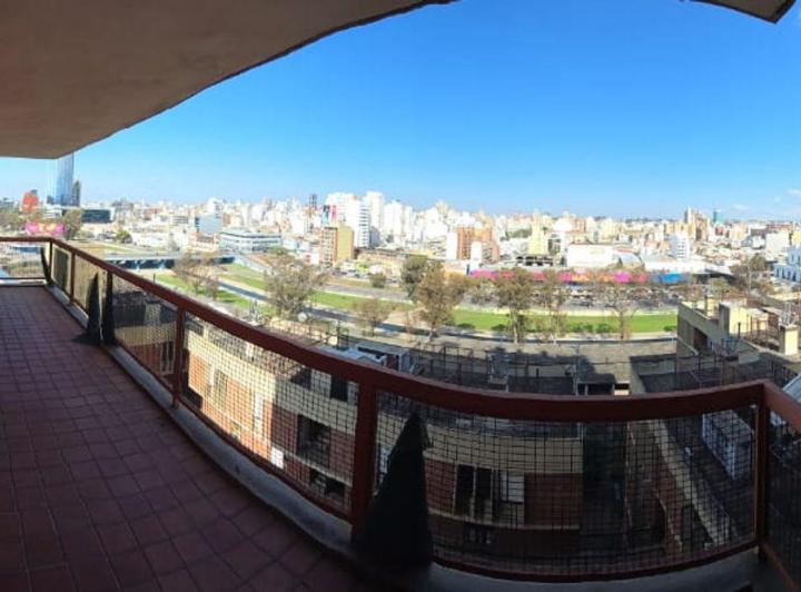 Departamento · 77m² · 4 Ambientes