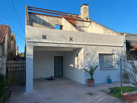 Casa en Venta en Adrogue, Partido de Almirante Brown
