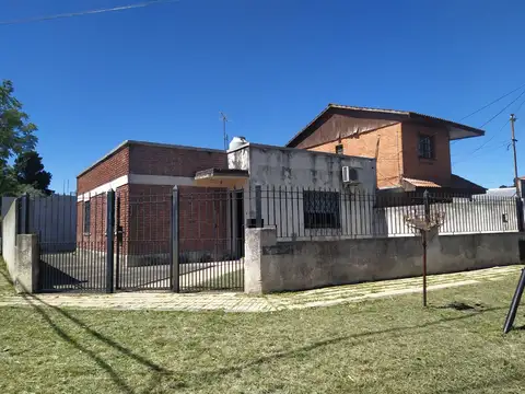 Casa en Venta en Jose Marmol, Partido de Almirante Brown