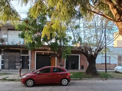 Casa en Venta en El Libertador, Partido de Tres de Febrero