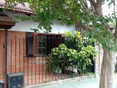 Casa en Venta en Castelar Sur, Castelar