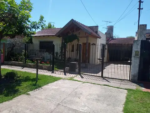 Casa en Venta en Guernica, Partido de Presidente Perón