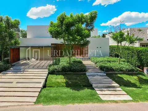 Casa en Venta en Ayres De Pilar, Countries y Barrios Cerrados en Pilar