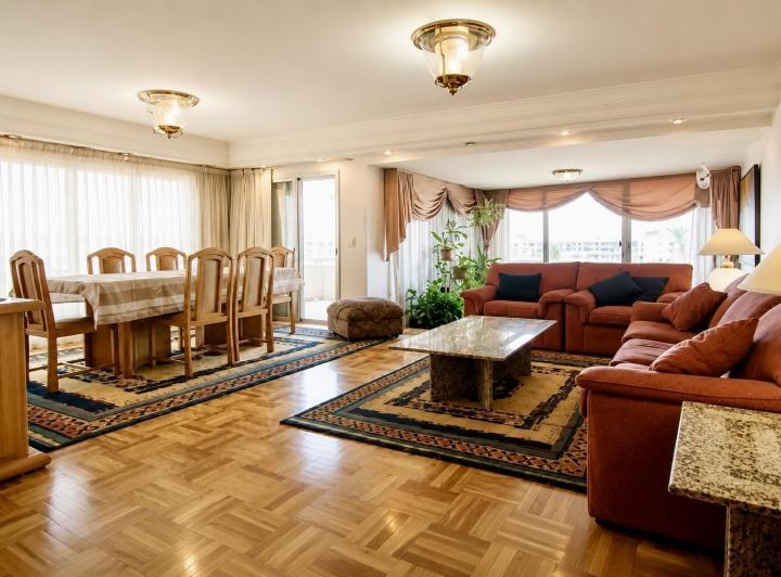 Departamento · 220m² · 7 Ambientes · 2 Cocheras