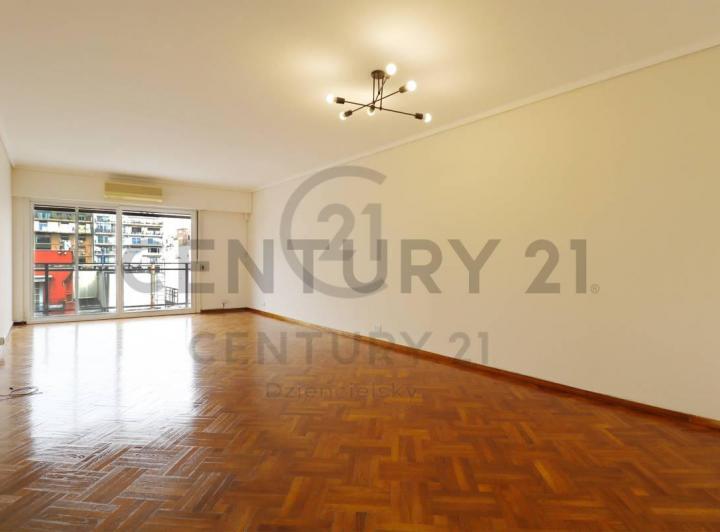Departamento · 140m² · 5 Ambientes · 1 Cochera