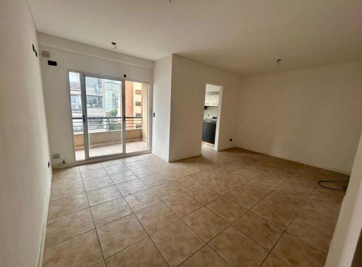 Departamento · 40m² · 2 Ambientes · 1 Cochera